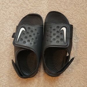 Nike kids sandals